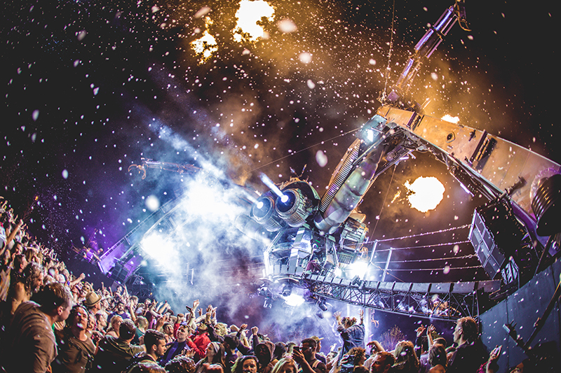 Avolites celebrates 10 years of Arcadia Spectacular at Queen Elizabeth Olympic Park 